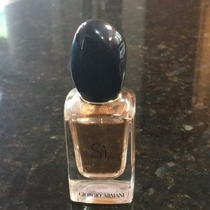 Giorgio Armani  Si, Eau De Parfum,1 oz.